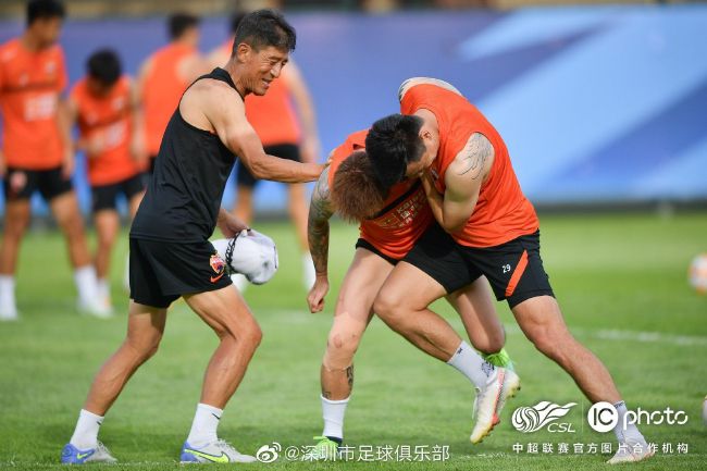”IMAX中国市场部副总裁曹增恺先生宣布本次挑战的后续环节:“我们将邀请墙绘艺术家,以这幅票根拼图为蓝本,绘制艺术涂鸦墙